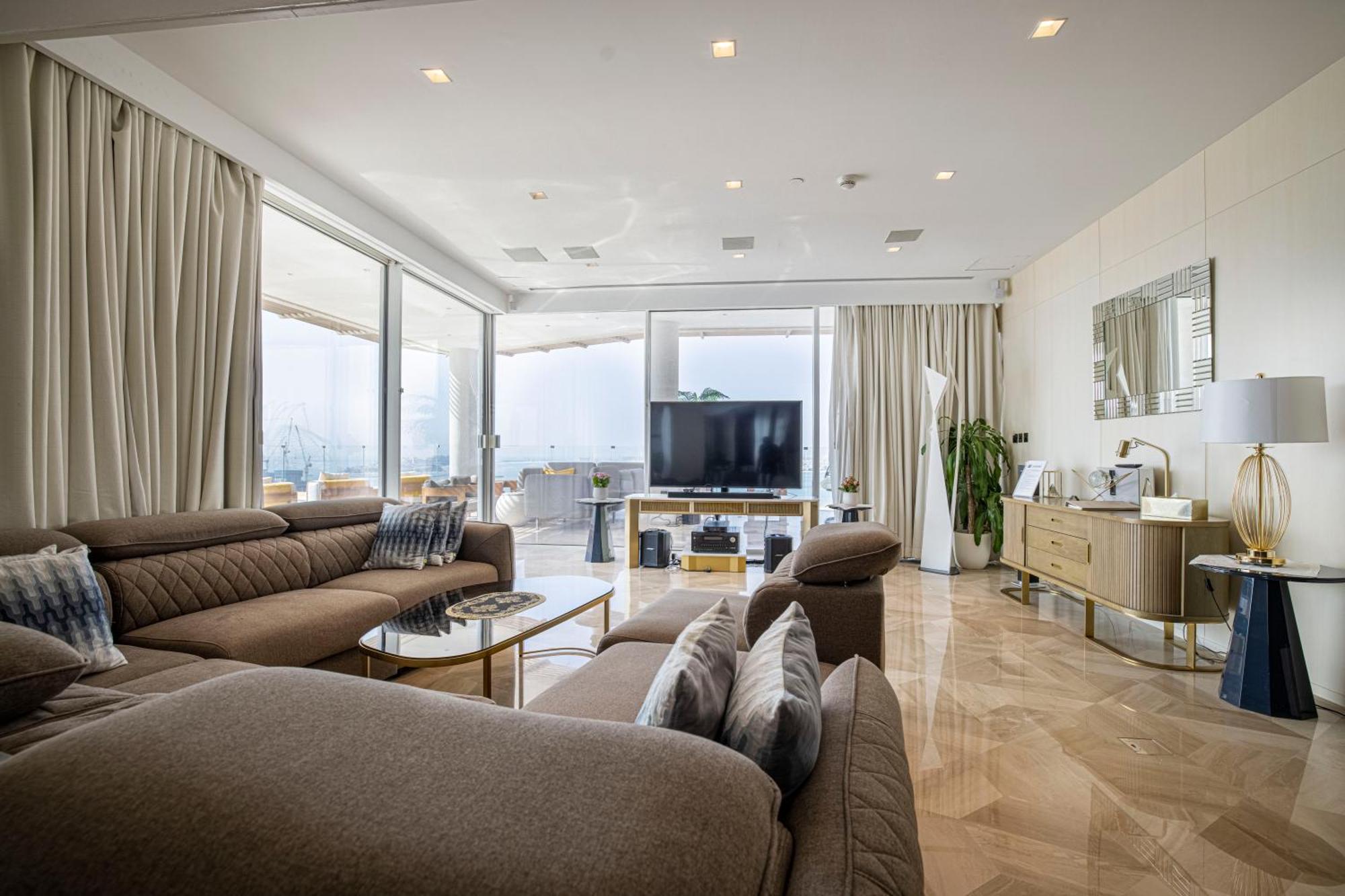 Five Palm Luxury Penthouse Full Marina View & Private Pool Hotell Dubai Exteriör bild